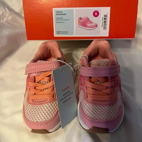 NWT Cat and Jack shoes. Size 5 toddlers. - Picture 4 of 7